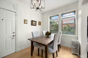 6137 N Hoyne Ave, Chicago, IL 60659 - Photo 8