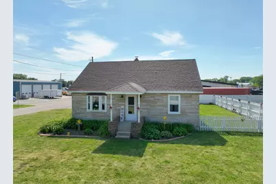 220 S First Street, Elburn, IL 60119 - Photo 2