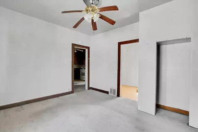 321 W 114th Street, Chicago, IL 60628 - Photo 14