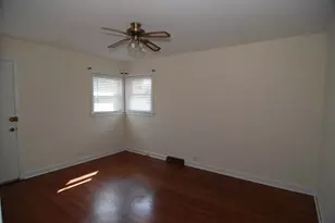 9311 Latrobe Ave, Skokie, IL 60077 - Photo 8