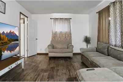 605 W 20th Street, Rock Falls, IL 61071 - Photo 6