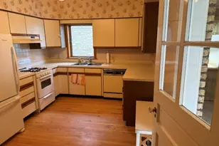 5330 W Melrose St, Chicago, IL 60641 - Photo 12