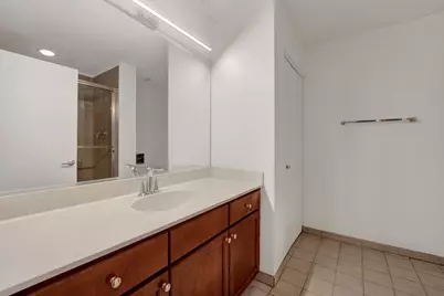 1000 W 15th Street #326, Chicago, IL 60608 - Photo 16