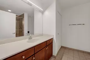1000 W 15th St, Chicago, IL 60608 - Photo 16