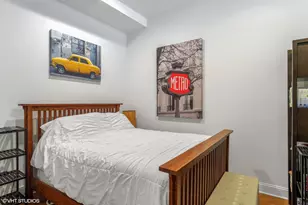 101 W Superior St, Chicago, IL 60654 - Photo 14