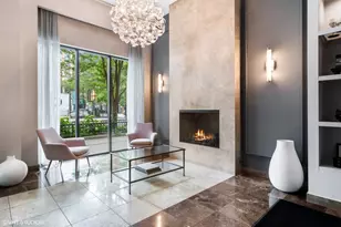 101 W Superior St, Chicago, IL 60654 - Photo 4