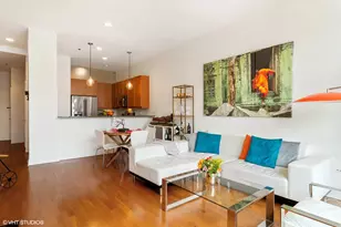 101 W Superior St, Chicago, IL 60654 - Photo 10
