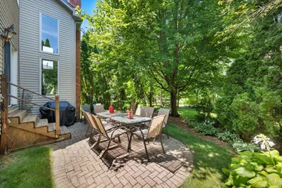 833 Pottawatomie Trail, Batavia, IL 60510 - Photo 24
