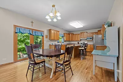 833 Pottawatomie Trail, Batavia, IL 60510 - Photo 10
