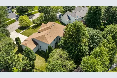 833 Pottawatomie Trail, Batavia, IL 60510 - Photo 32