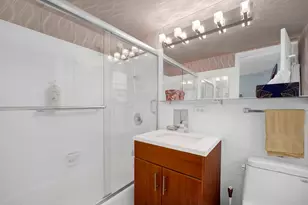850 N Dewitt Pl, Chicago, IL 60611 - Photo 28