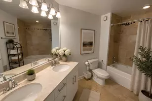 230 W Division St, Chicago, IL 60610 - Photo 8