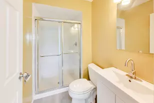 7854 S South Shore Dr, Chicago, IL 60649 - Photo 16