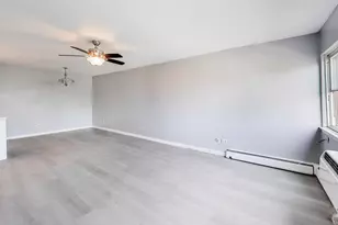 7854 S South Shore Dr, Chicago, IL 60649 - Photo 6