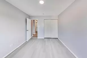 7854 S South Shore Dr, Chicago, IL 60649 - Photo 18