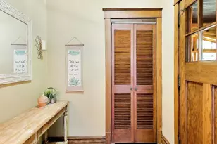 617 Clarence Ave, Oak Park, IL 60304 - Photo 4