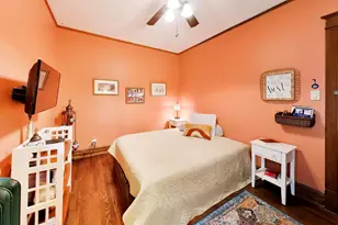 617 Clarence Ave, Oak Park, IL 60304 - Photo 16