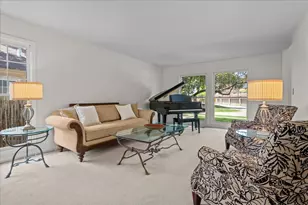 542 Wayland Ave, Kenilworth, IL 60043 - Photo 8