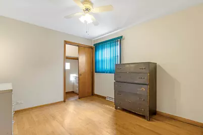 2146 N McVicker Avenue, Chicago, IL 60639 - Photo 8