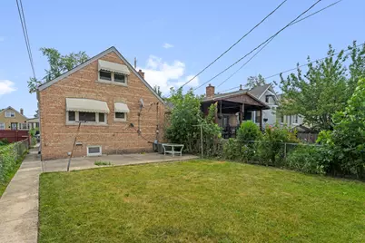 2146 N McVicker Avenue, Chicago, IL 60639 - Photo 16