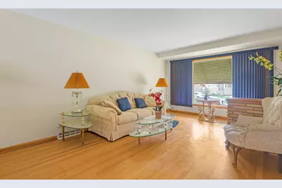 2146 N McVicker Avenue, Chicago, IL 60639 - Photo 2