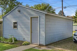 1010 W 5th St, Sterling, IL 61081 - Photo 10