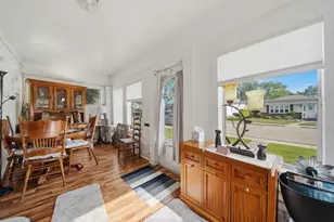 1010 W 5th St, Sterling, IL 61081 - Photo 4