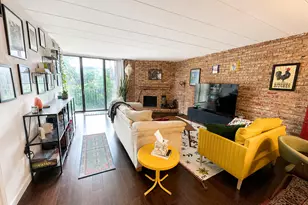 [Address not provided], Chicago, IL 60613 - Photo 4