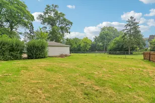 4811 Roslyn Rd, Downers Grove, IL 60515 - Photo 30