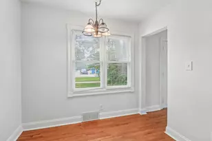 4811 Roslyn Rd, Downers Grove, IL 60515 - Photo 20