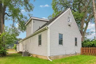 4811 Roslyn Rd, Downers Grove, IL 60515 - Photo 26