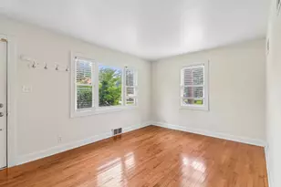 4811 Roslyn Rd, Downers Grove, IL 60515 - Photo 12