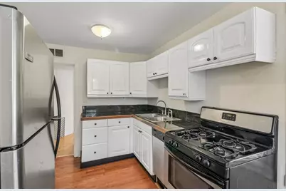 4811 Roslyn Road, Downers Grove, IL 60515 - Photo 2