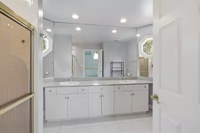 34 Robin Hood Ranch, Oak Brook, IL 60523 - Photo 26