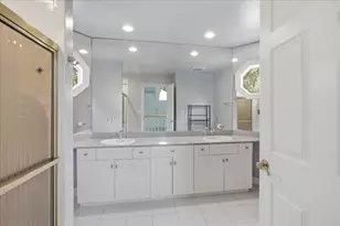 34 Robin Hood Ranch, Oak Brook, IL 60523 - Photo 26
