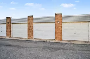 931 W Arquilla Dr, Glenwood, IL 60425 - Photo 18