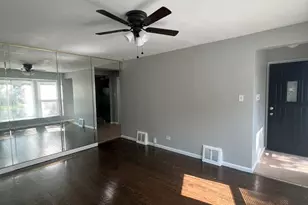 14931 Evers St, Dolton, IL 60419 - Photo 2