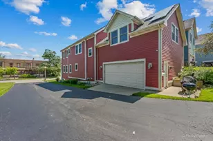 176 S Channing St, Elgin, IL 60120 - Photo 2