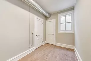 1429 W Grand Ave, Chicago, IL 60642 - Photo 24