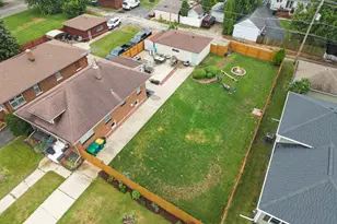 1330 Plainfield Rd, Joliet, IL 60435 - Photo 2
