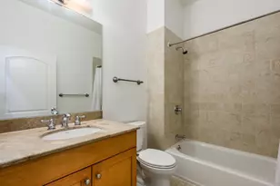 802 W Wolfram St, Chicago, IL 60657 - Photo 24