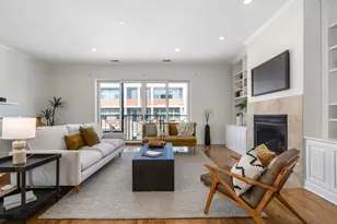 802 W Wolfram St, Chicago, IL 60657 - Photo 6