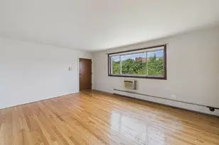 7019 N Ridge Blvd, Chicago, IL 60645 - Photo 10