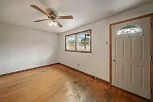 3753 S Emerald Ave, Chicago, IL 60609 - Photo 18
