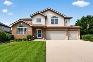15526 S Red Bud Ln, Lockport, IL 60441 - Photo 1