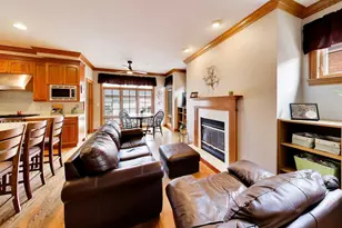 5837 N Virginia Ave, Chicago, IL 60659 - Photo 12