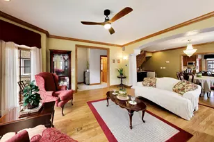 5837 N Virginia Ave, Chicago, IL 60659 - Photo 4