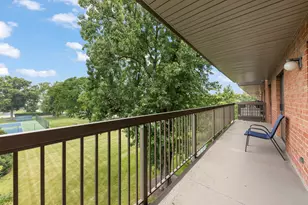 [Address not provided], Willowbrook, IL 60527 - Photo 18