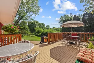 736 Deborah Ave, Elgin, IL 60123 - Photo 26
