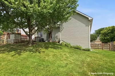4729 Crystal Trail, McHenry, IL 60050 - Photo 8